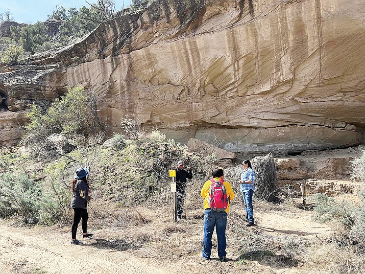 Navajo Cultural Arts Program Students make excursion to Crow Canyon April 24. (Photos/NCAP)