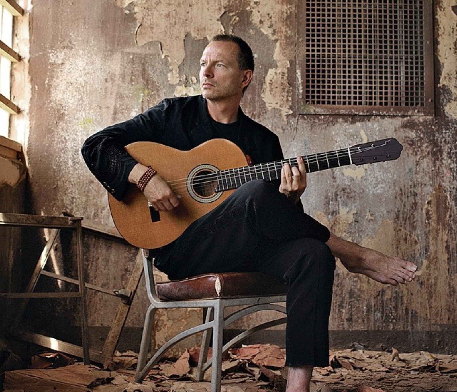 An Evening with Ottmar Liebert and Luna Negra | Kudos AZ