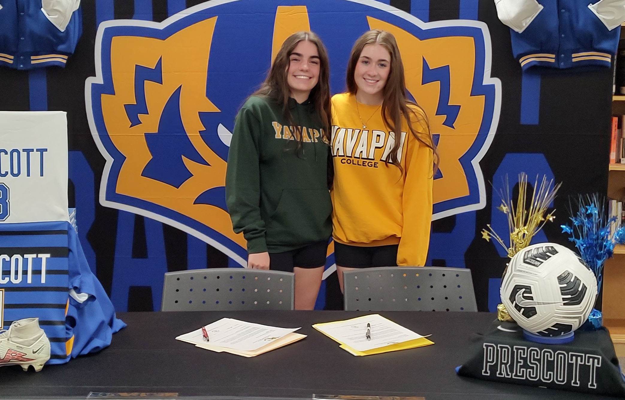 Antonini twins of Prescott soccer sign to Yavapai College The Daily