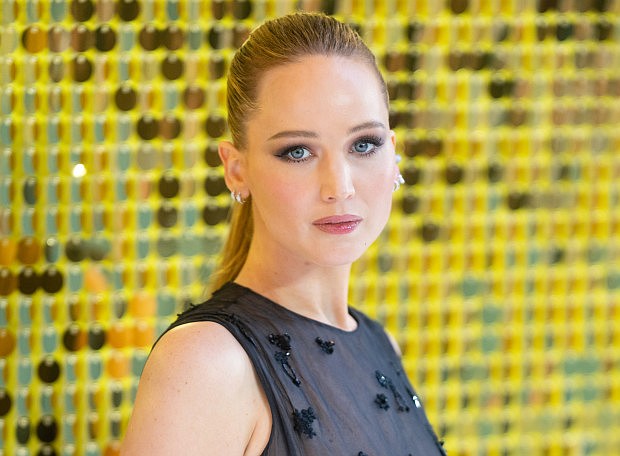 Jennifer Lawrence Rocks Sheer Floor-Length Gown for Movie Premiere ...