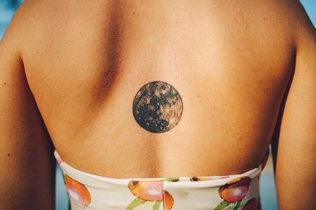 30+ Simple Moon Tattoos For Girls | Beautiful Moon Tattoos For Women | Small  Moon Tattoos For Ladies - YouTube