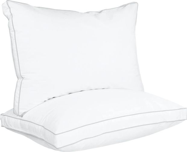 The Utopia Bedding Gusseted Pillows Are on Sale at