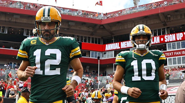 Packers Reacts Survey, Week 13: Start Aaron Rodgers or Jordan Love? - Acme  Packing Company