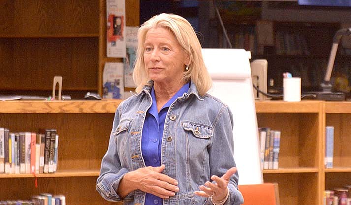 Camp Verde Middle School Principal Dawn Macy speaks to the governing board about ongoing efforts to raise outcomes at a regular meeting Aug. 8, 2023. (VVN/Raquel Hendrickson)