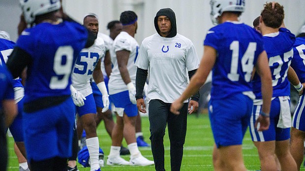 Mystery team revealed in sweepstakes for Colts' Jonathan Taylor