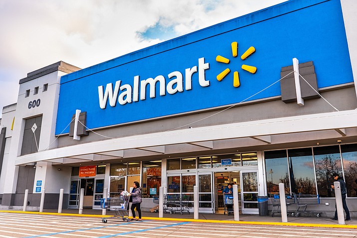 https://westernnews.media.clients.ellingtoncms.com/img/photos/2023/09/13/walmart-self-checkout-ads_t715.jpg?529764a1de2bdd0f74a9fb4f856b01a9d617b3e9