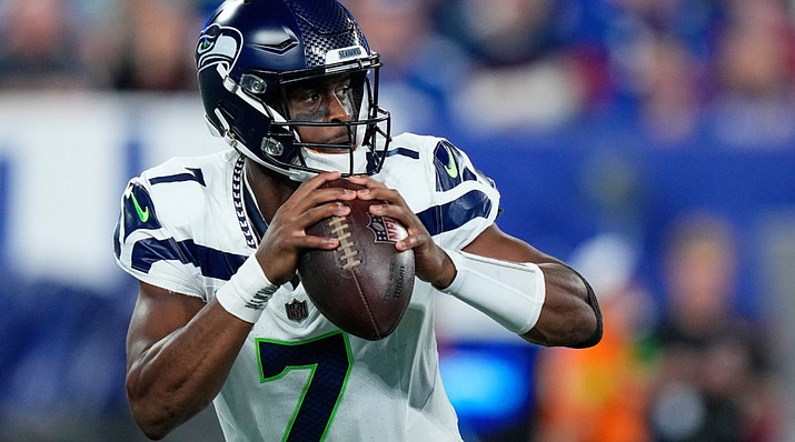 Geno Smith injury: Seahawks QB returns to game in Week 16