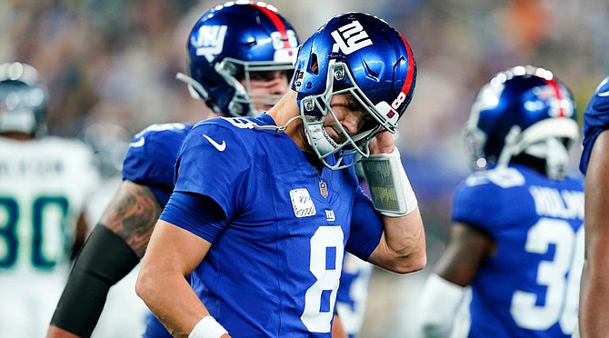 Giants 'on Death Row' After Daniel Jones, Saquon Barkley Moves, Keyshawn  Johnson Says - Sports Illustrated