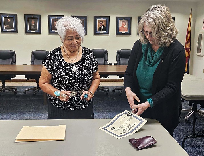 Navajo County School Superintendent Jalyn Gerlich, right, swore Rosabel “Rosie” Sekayumptewa in Dec. 12 at the college’s Holbrook, Painted Desert Campus. (Photo/NPC)