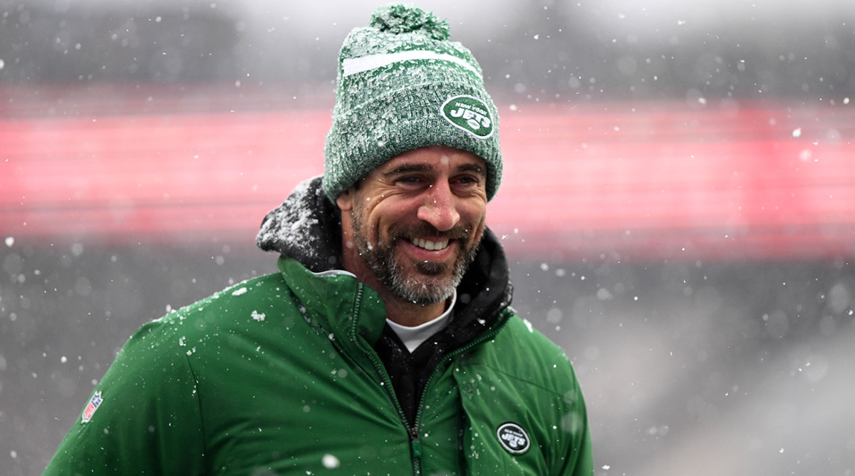 Aaron Rodgers Pinpoints Two Free Agents He Hopes Jets ReSign The