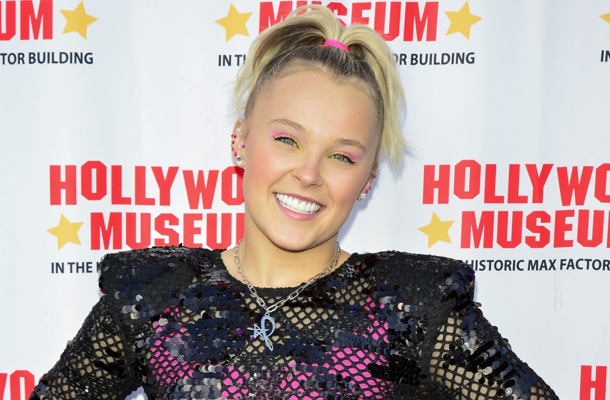 JoJo Siwa Faces Backlash for Claims About Other ‘Dance Moms’ Alumni