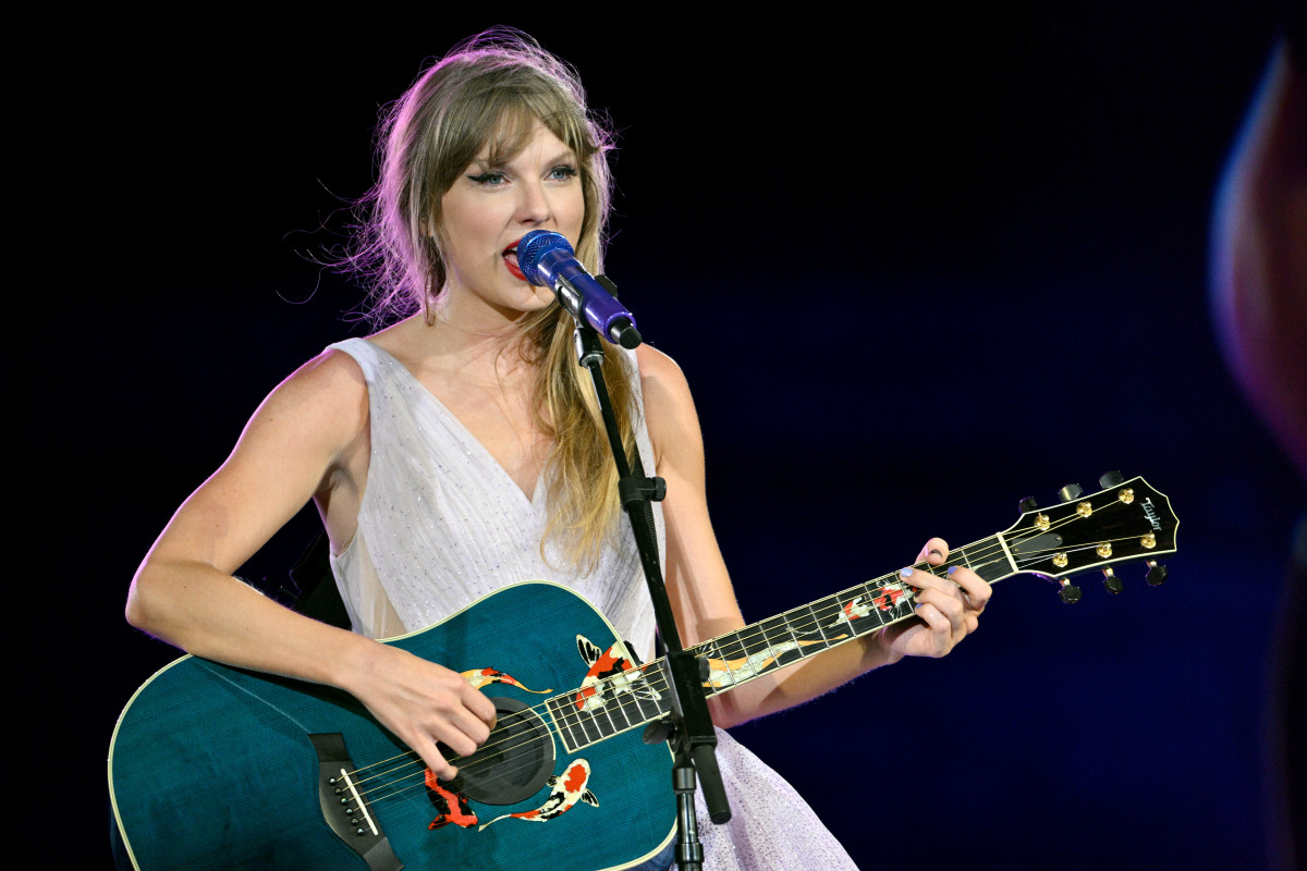 Fans Say Taylor Swift 'Does Impatience So Nicely' After New Eras Tour