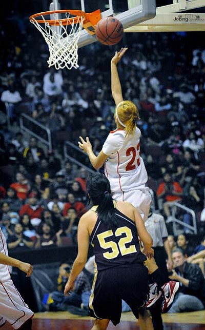 Girls Sate Championships, Page vs. Winslow (10)