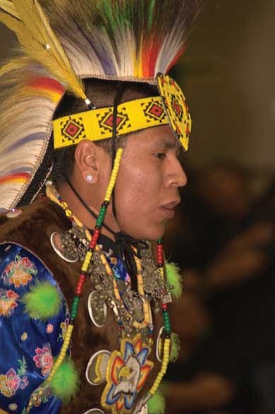 2012-FHS-Pow-Wow-16W